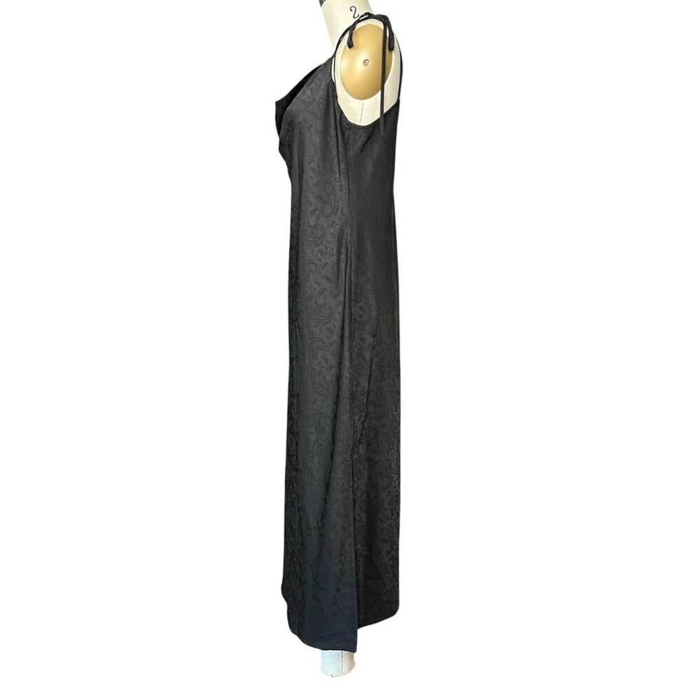 Forever-21 Women's Black Dress - Picture 2 of 4
